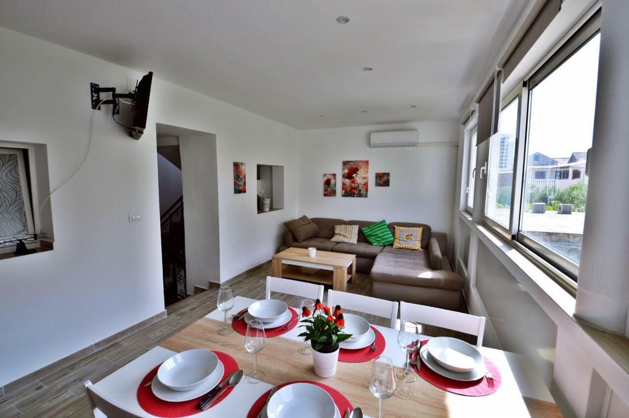 Apartman Martina ベティナ エクステリア 写真